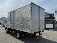 いすゞエルフアルミバン小型（2t・3t）[写真02]