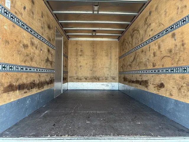 いすゞエルフアルミバン小型（2t・3t）[写真07]