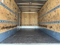 いすゞエルフアルミバン小型（2t・3t）[写真08]