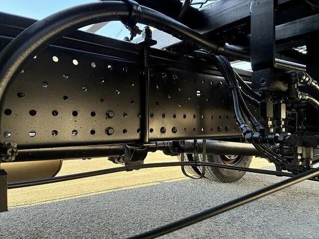 いすゞエルフキャリアカー小型（2t・3t）[写真15]