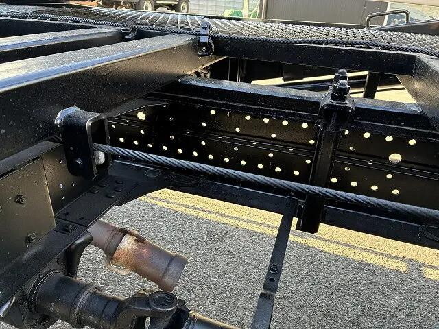 いすゞエルフキャリアカー小型（2t・3t）[写真16]