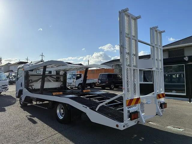 いすゞエルフキャリアカー小型（2t・3t）[写真02]