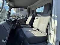 いすゞエルフキャリアカー小型（2t・3t）[写真23]