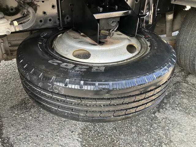 いすゞエルフ平ボディ小型（2t・3t）[写真21]