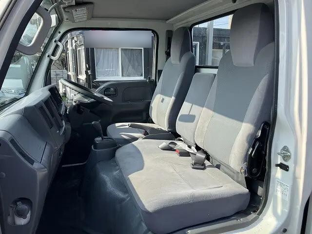 いすゞエルフ平ボディ小型（2t・3t）[写真34]