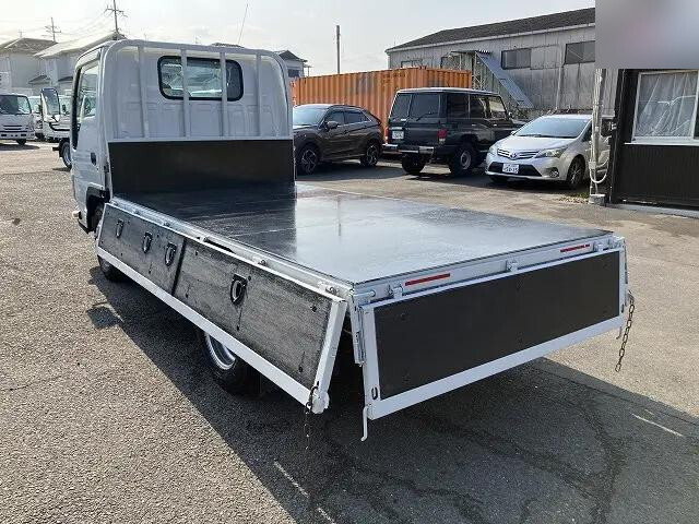 いすゞエルフ平ボディ小型（2t・3t）[写真07]