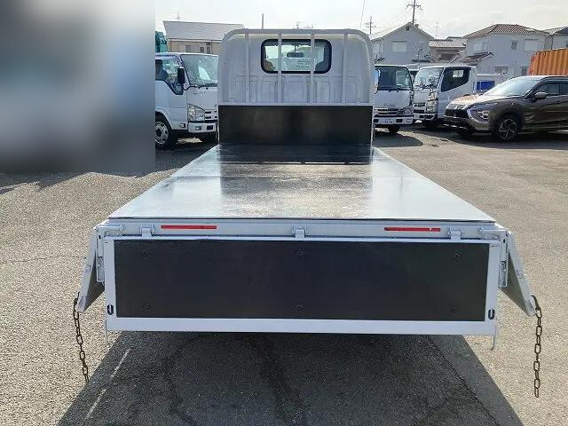 いすゞエルフ平ボディ小型（2t・3t）[写真08]