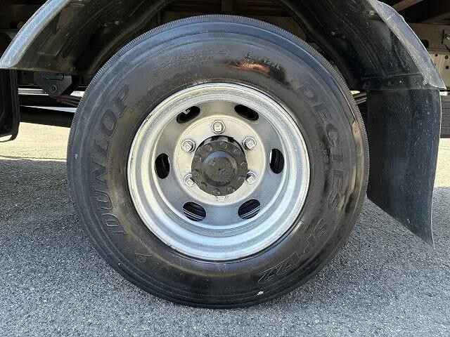 日野レンジャー平ボディ中型（4t）[写真22]