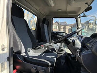 日野レンジャー平ボディ中型（4t）[写真28]