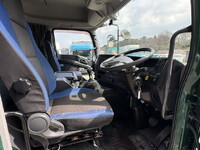 いすゞギガトレーラーヘッド（トラクターヘッド）大型（10t）[写真24]