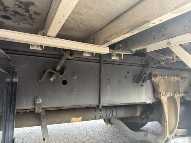 日野プロフィアアルミウイング大型（10t）[写真17]