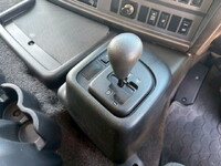 日野プロフィアアルミウイング大型（10t）[写真32]