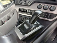 UDトラックスクオントレーラーヘッド（トラクターヘッド）大型（10t）[写真19]