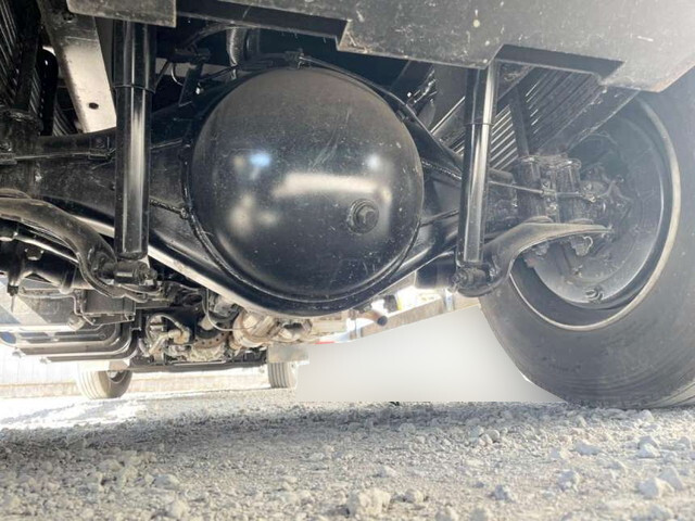 日野レンジャーセルフクレーン4段増トン（6t・8t）[写真26]