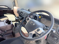 日野レンジャーセルフクレーン4段増トン（6t・8t）[写真33]