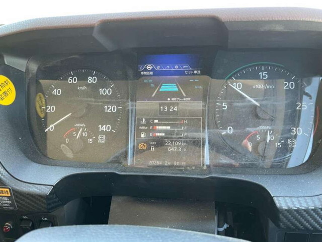 日野レンジャーセルフクレーン4段増トン（6t・8t）[写真35]