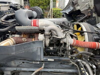 UDトラックスクオンアルミウイング大型（10t）[写真28]