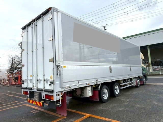 UDトラックスクオンアルミウイング大型（10t）[写真06]