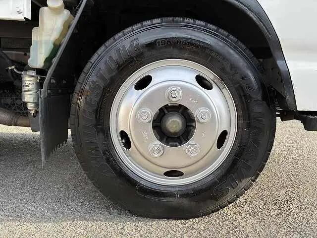 マツダタイタン平ボディ小型（2t・3t）[写真16]