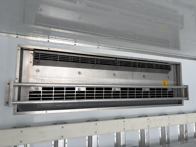 日野レンジャー冷凍車（冷蔵車）中型（4t）[写真16]