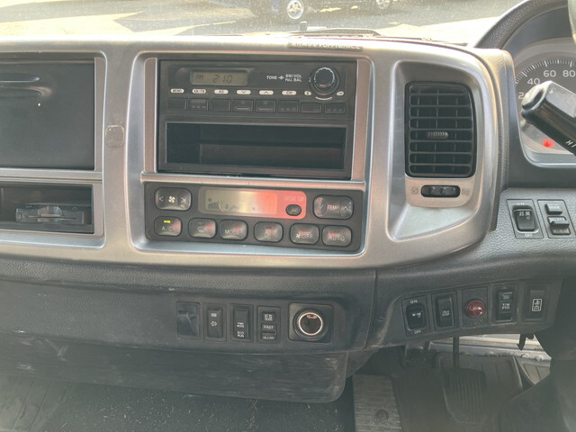 日野レンジャークレーン3段中型（4t）[写真38]