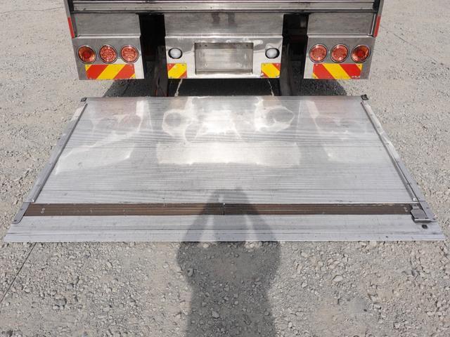 UDトラックスクオンアルミウイング大型（10t）[写真11]