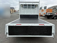 三菱ふそうキャンターダブルキャブ（Wキャブ）小型（2t・3t）[写真11]