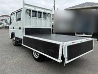 三菱ふそうキャンターダブルキャブ（Wキャブ）小型（2t・3t）[写真12]