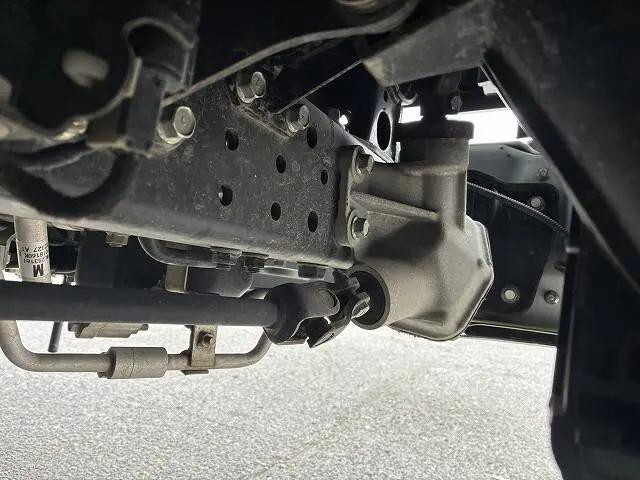 三菱ふそうキャンターダブルキャブ（Wキャブ）小型（2t・3t）[写真16]