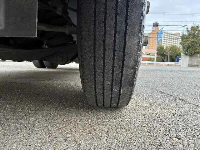 三菱ふそうキャンターダブルキャブ（Wキャブ）小型（2t・3t）[写真21]