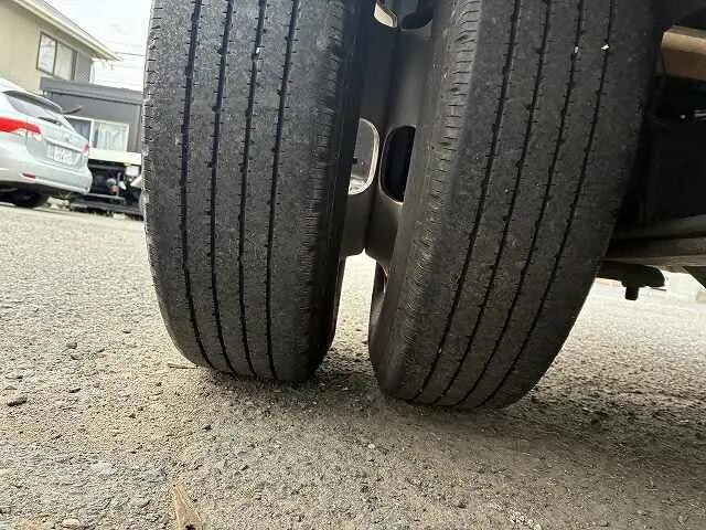 三菱ふそうキャンターダブルキャブ（Wキャブ）小型（2t・3t）[写真23]