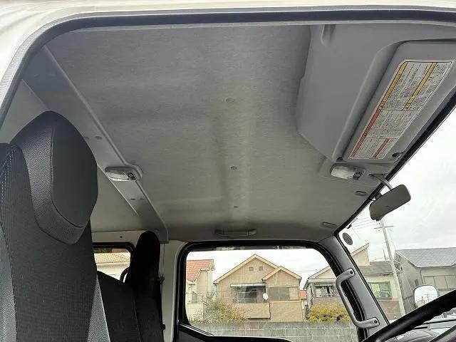 三菱ふそうキャンターダブルキャブ（Wキャブ）小型（2t・3t）[写真27]