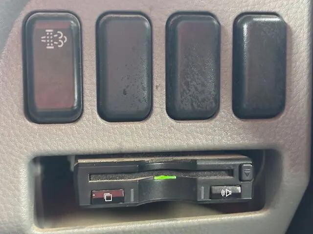 三菱ふそうキャンターダブルキャブ（Wキャブ）小型（2t・3t）[写真37]