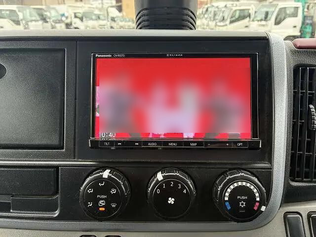 三菱ふそうキャンターダブルキャブ（Wキャブ）小型（2t・3t）[写真38]