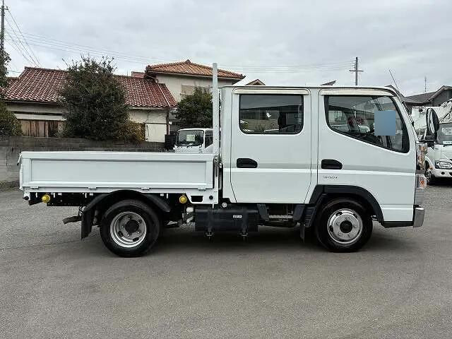 三菱ふそうキャンターダブルキャブ（Wキャブ）小型（2t・3t）[写真05]