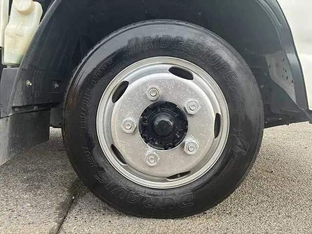 いすゞエルフ平ボディ小型（2t・3t）[写真19]