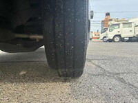 いすゞエルフ平ボディ小型（2t・3t）[写真25]