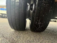 いすゞエルフ平ボディ小型（2t・3t）[写真28]