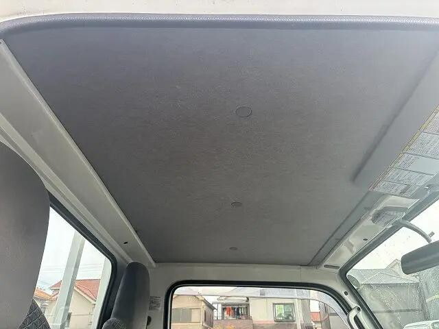 いすゞエルフ平ボディ小型（2t・3t）[写真32]