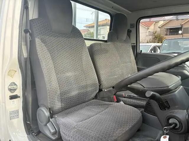 いすゞエルフ平ボディ小型（2t・3t）[写真34]