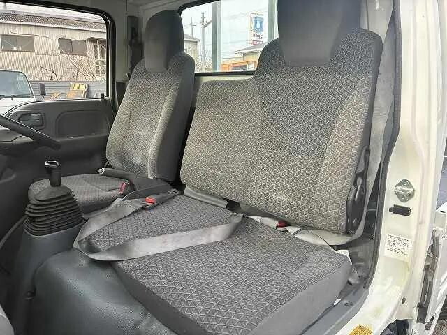 いすゞエルフ平ボディ小型（2t・3t）[写真35]