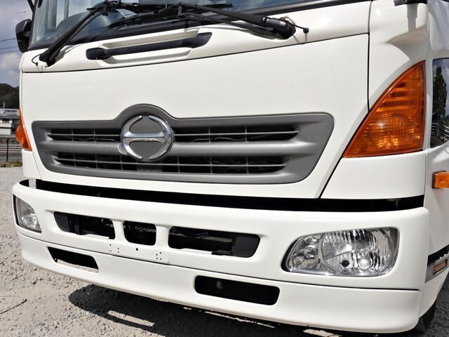 日野レンジャー冷凍車（冷蔵車）中型（4t）[写真03]