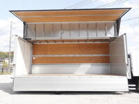 いすゞフォワードアルミウイング中型（4t）[写真12]