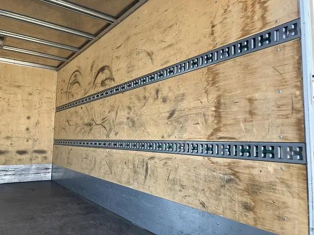 日野デュトロアルミバン小型（2t・3t）[写真15]