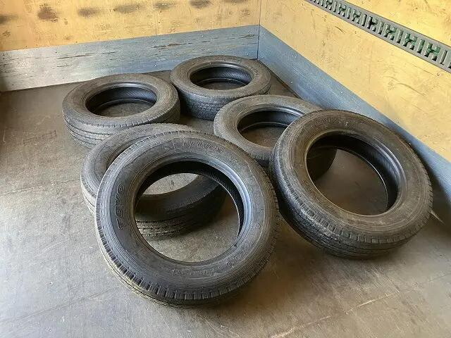 日野デュトロアルミバン小型（2t・3t）[写真39]