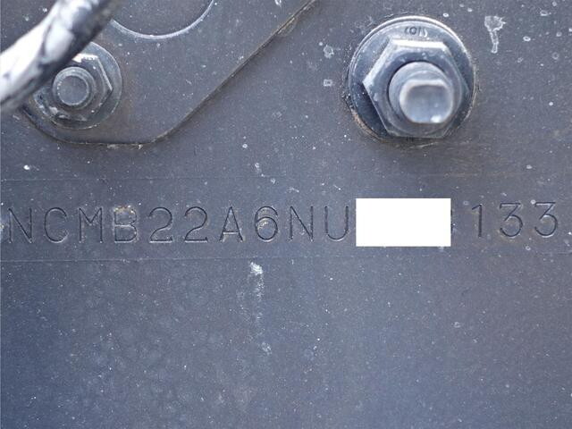 UDトラックスクオントレーラーヘッド（トラクターヘッド）大型（10t）[写真22]