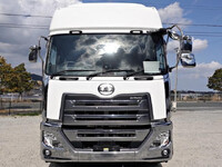 UDトラックスクオントレーラーヘッド（トラクターヘッド）大型（10t）[写真04]