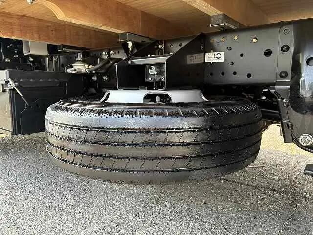 いすゞエルフ平ボディ小型（2t・3t）[写真17]