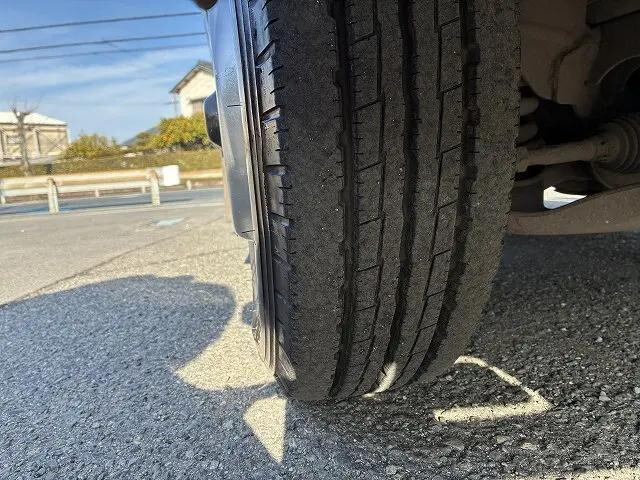 いすゞエルフダブルキャブ（Wキャブ）小型（2t・3t）[写真11]