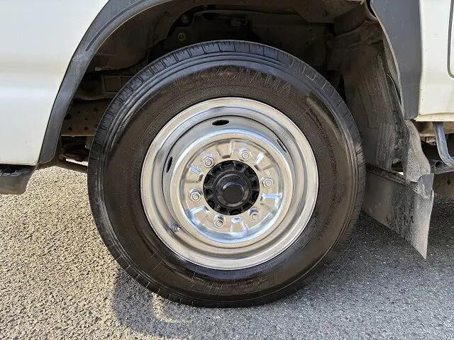 いすゞエルフダブルキャブ（Wキャブ）小型（2t・3t）[写真12]